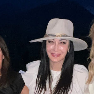 Meet your Posher, Tina